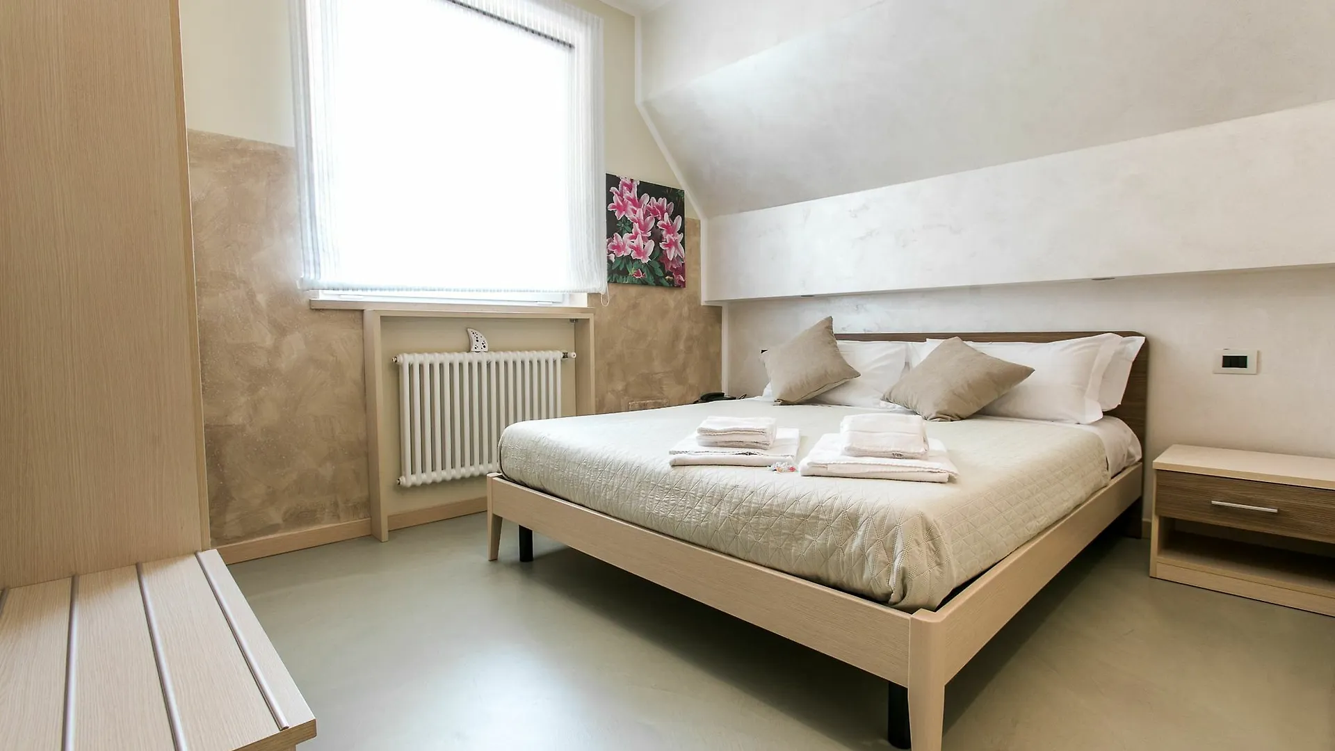 B&B Bardolino 3*,  Italy